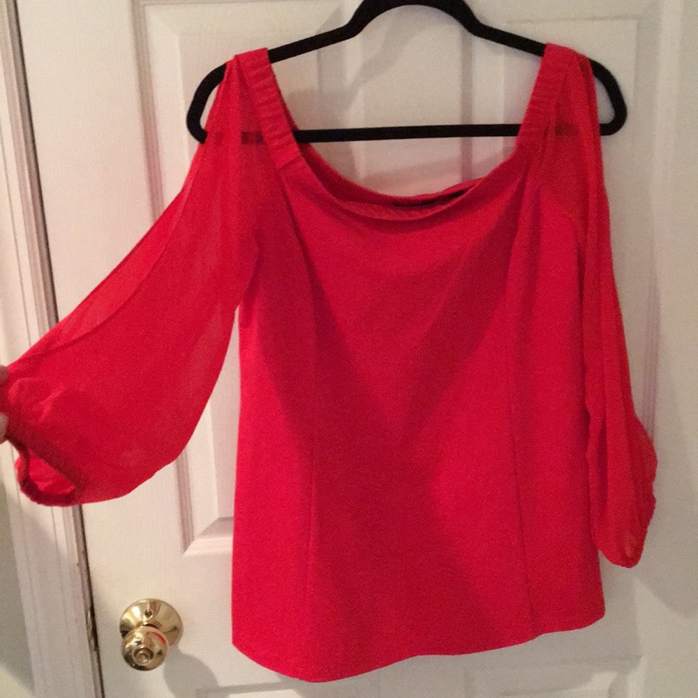 Halston red off the shoulder split-sleeve tunic
